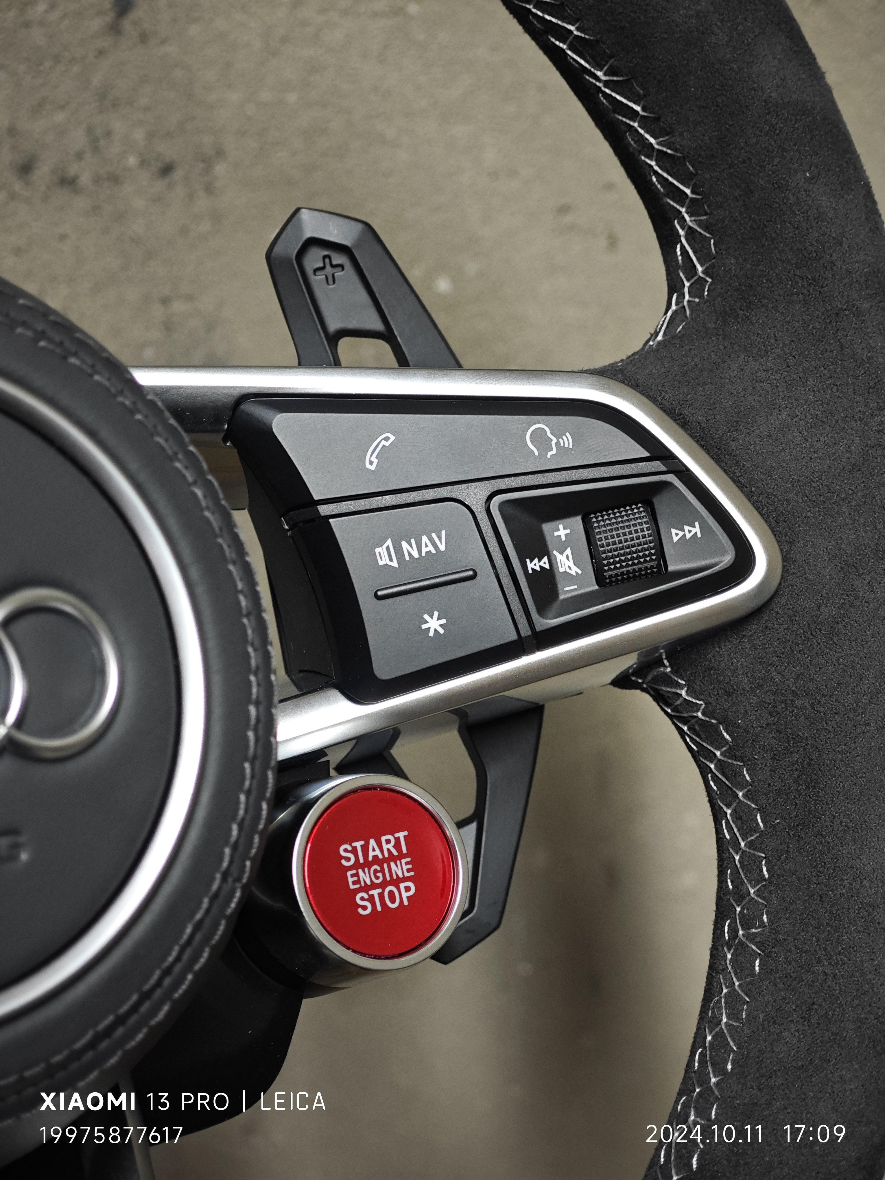 Luxury Sport Black Leather Le Carbon Fiber Steering Wheel For Audi RS3 RS4 RS5 RS6 RS7 S3 S4 S5 Custom Car Steering Wheel