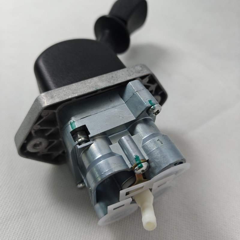 High Quality New DZ97259090030 Electric Hand Brake Brake Valve for Howo Shacman Trailers Auto Parts Brake System