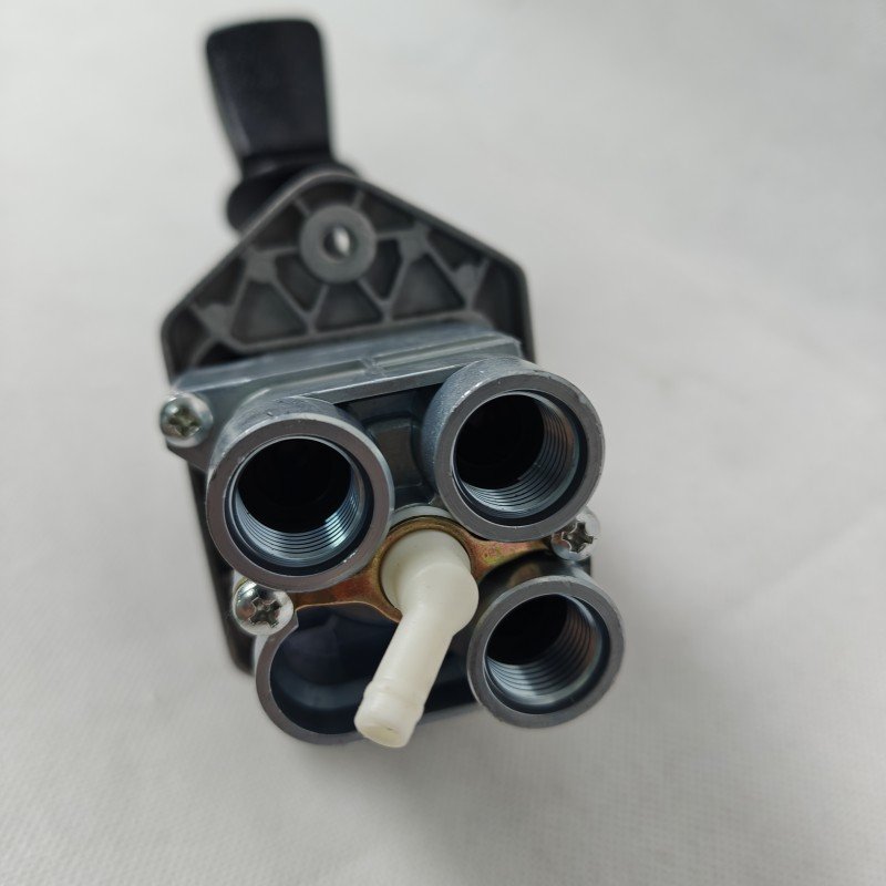 High Quality New DZ97259090030 Electric Hand Brake Brake Valve for Howo Shacman Trailers Auto Parts Brake System