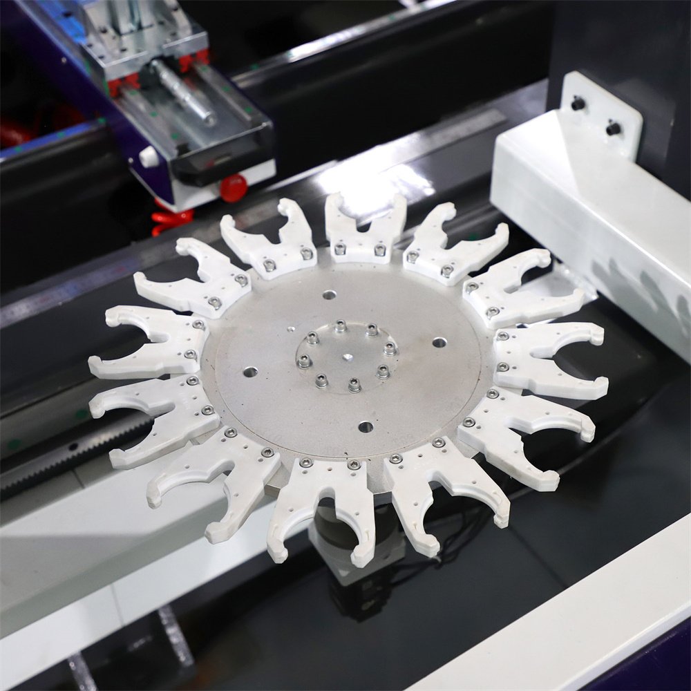 Aluminum PVC Profile Door and Window Making Five Axis CNC Aluminum Center 5 Axis Milling Machine for Aluminium Profile