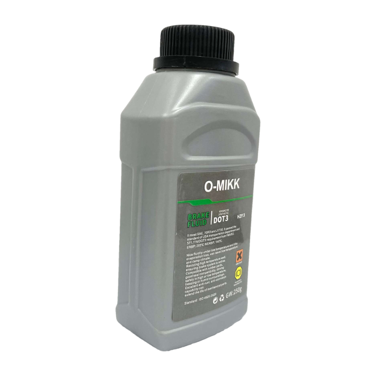 Manufacturer 250ml Brake Fluid Dot3 with Plastic Bottle for Car Care Brake Oil