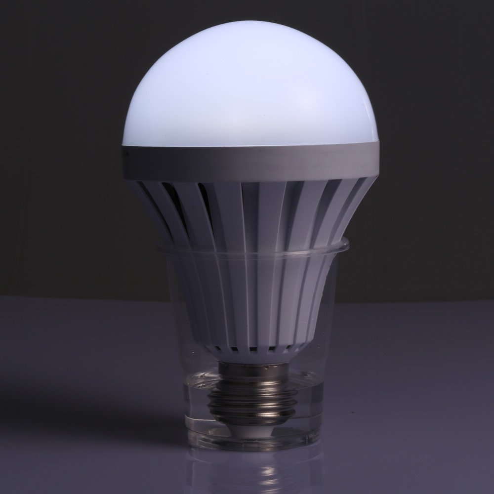 Hotsale AC85-265V Automatic Charging 5w 7w 9w 12w E27 Intelligent Rechargeable Emergency LED Light/LED Lamp/Emergency Light