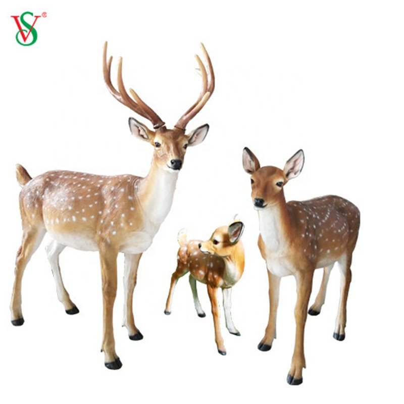 Lifesize LED 3D Deer Fiberglass Animal Statues for Window Display