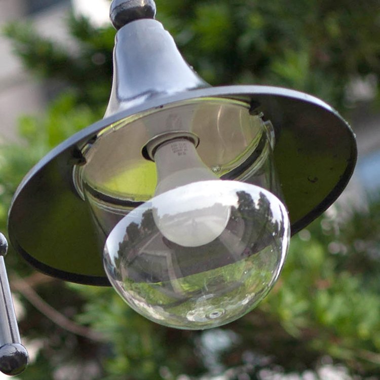 2meter 220v E27 Aluminum Garden Lamp Post Classic Garden Light