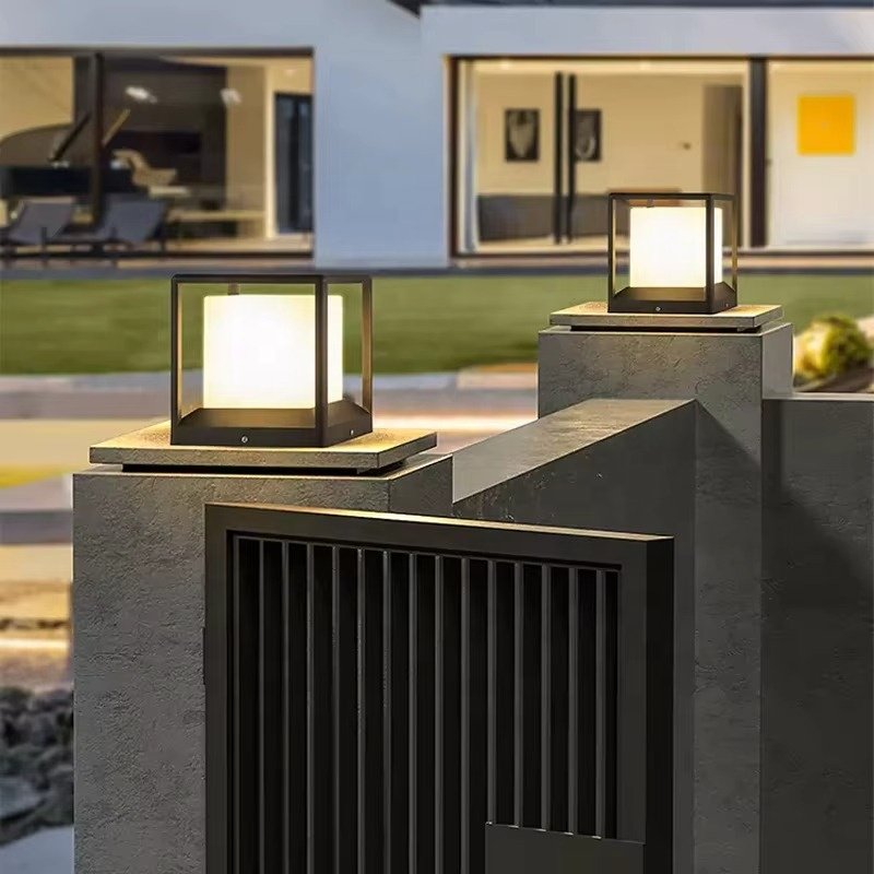 Outdoor Modern IP65 Solar Column Light, Waterproof Courtyard Garden Pillar Lamp Post Light, Waterproof Gate Garden Light