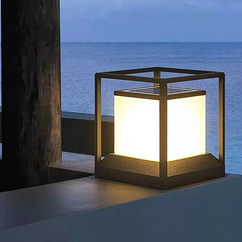 Outdoor Modern IP65 Solar Column Light, Waterproof Courtyard Garden Pillar Lamp Post Light, Waterproof Gate Garden Light