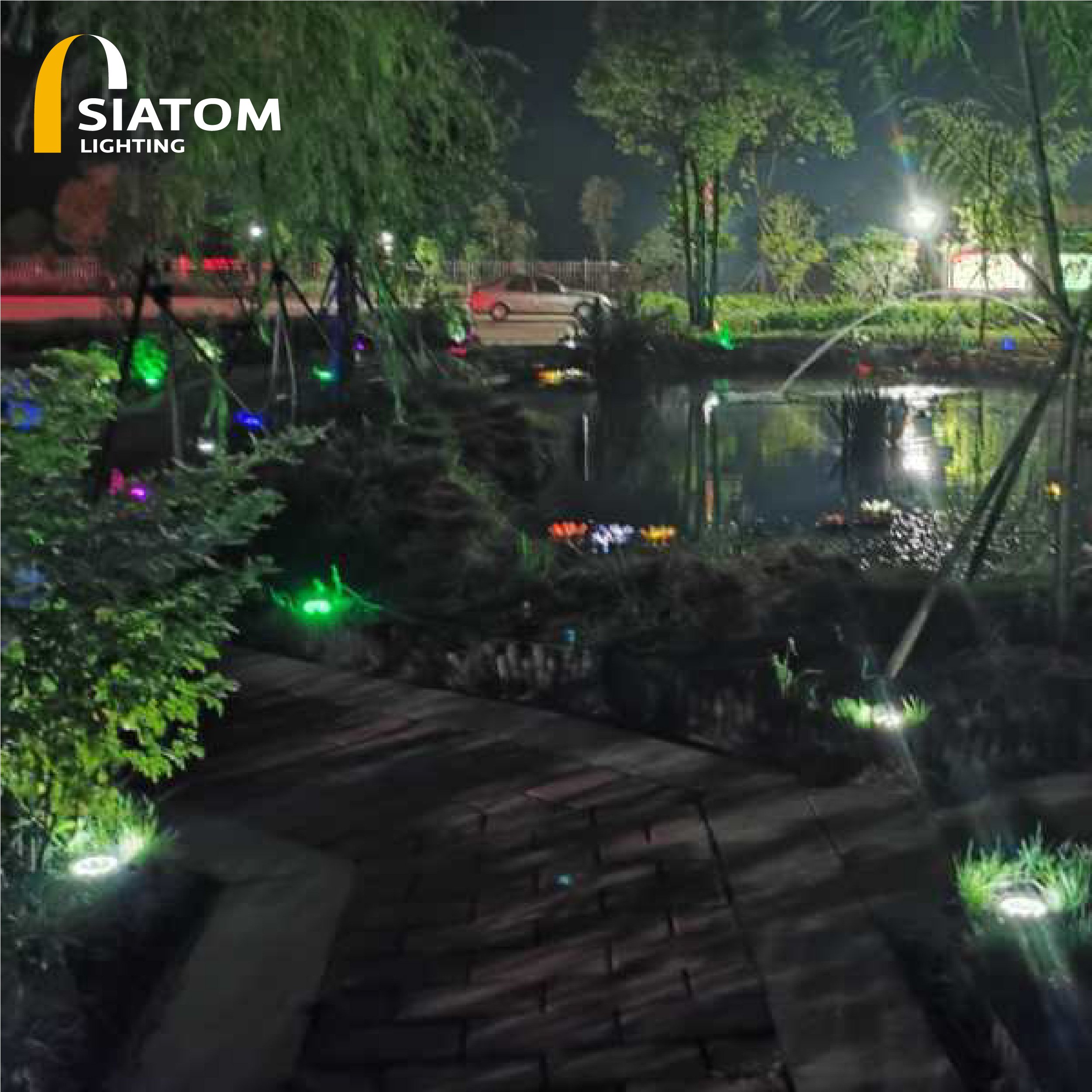 2020 New Design Stainless Steel IP65 Waterproof Decorative 8LED Outdoor Garden Lighting Solar Ground Light Solar Garden Light