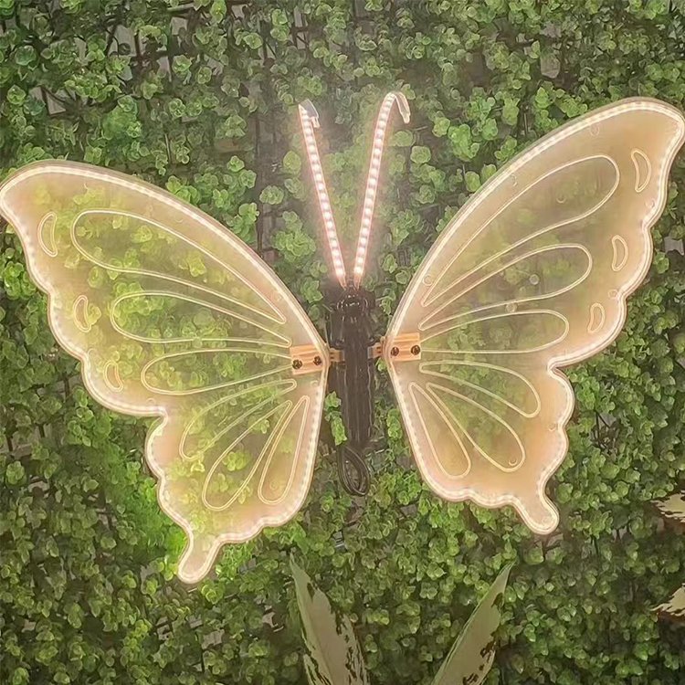 Modern New Design Outdoor 3d Christmas Theme Light Wedding Party Dynamic Wings Garden Decoration Iron Butterfly Light