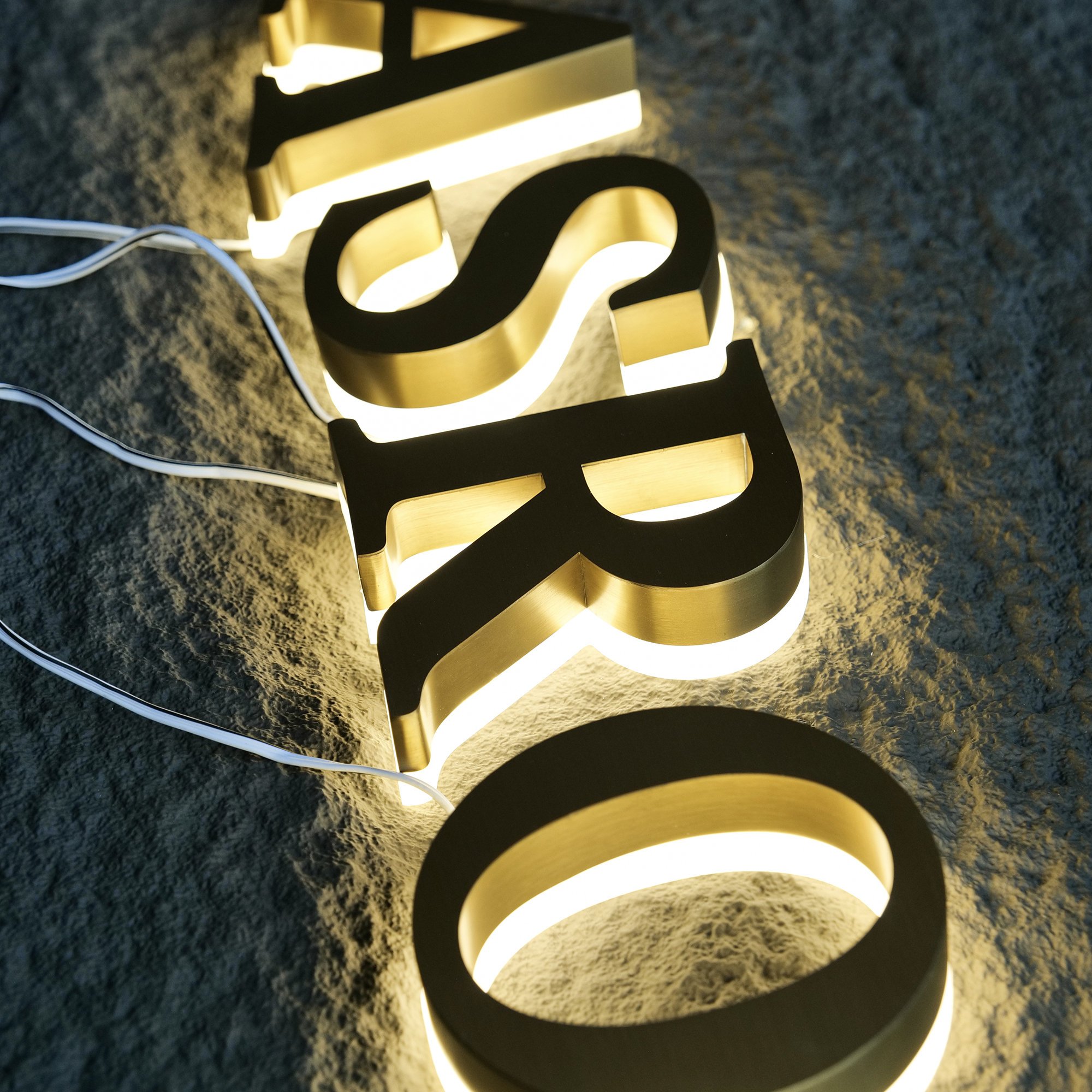 Business Custom Led Sign Light Light Custom 3D Metal Backlit Sign Company Logo Words Signage Wall Letters Outdoor Light