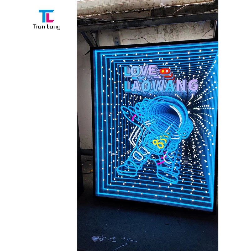 Wholese Price Custom 3D Magic Tunnel Mirror Design Wall LED Decorative Infinity Mirror