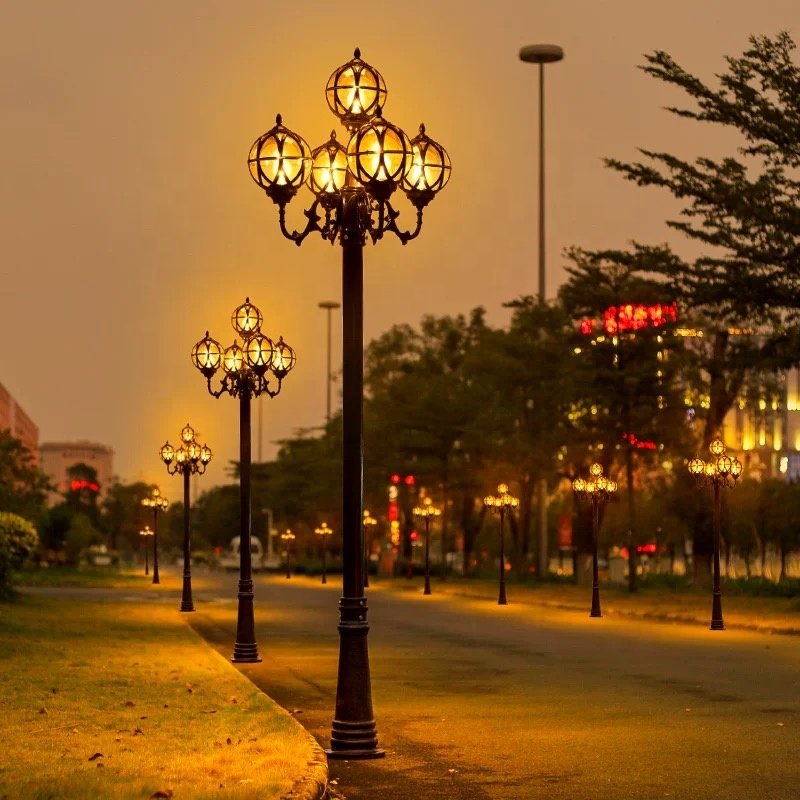 Outdoor European Antique Garden Lights Decorative Power Lamp Lighting Road Waterproof Modern Poles Led Solar Street Light
