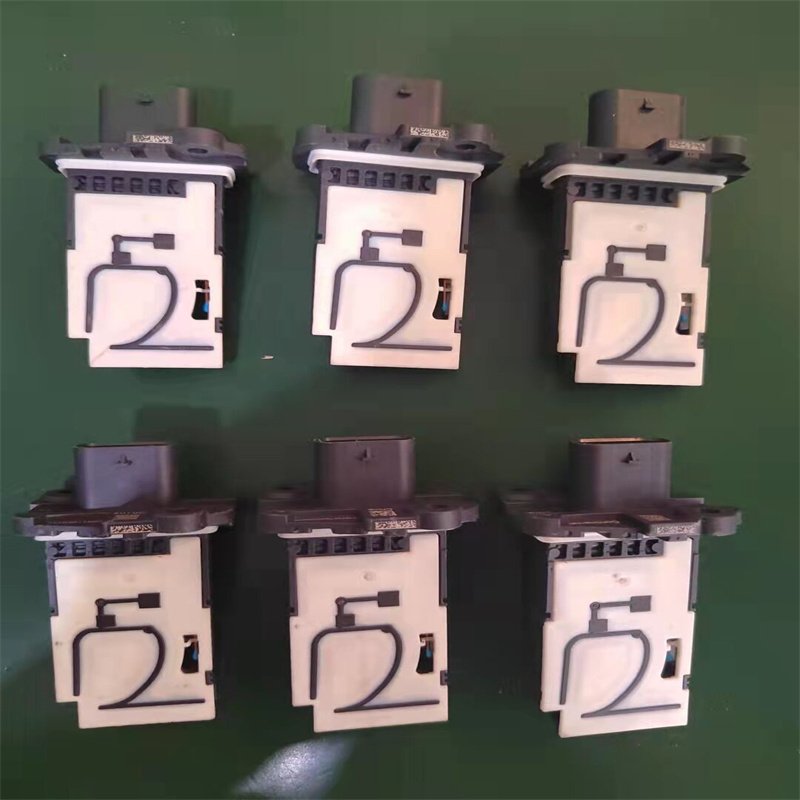 HOT-FILM AIR MASS METER 13628570107 Mass Air Flow Meter /Sensor