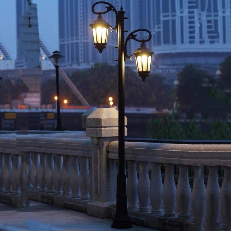 Antique Outdoor Waterproof LED High Pole Landscape Garden Lamp High and Low Double Arm Park Villa Garden Aluminum Lamp Pole