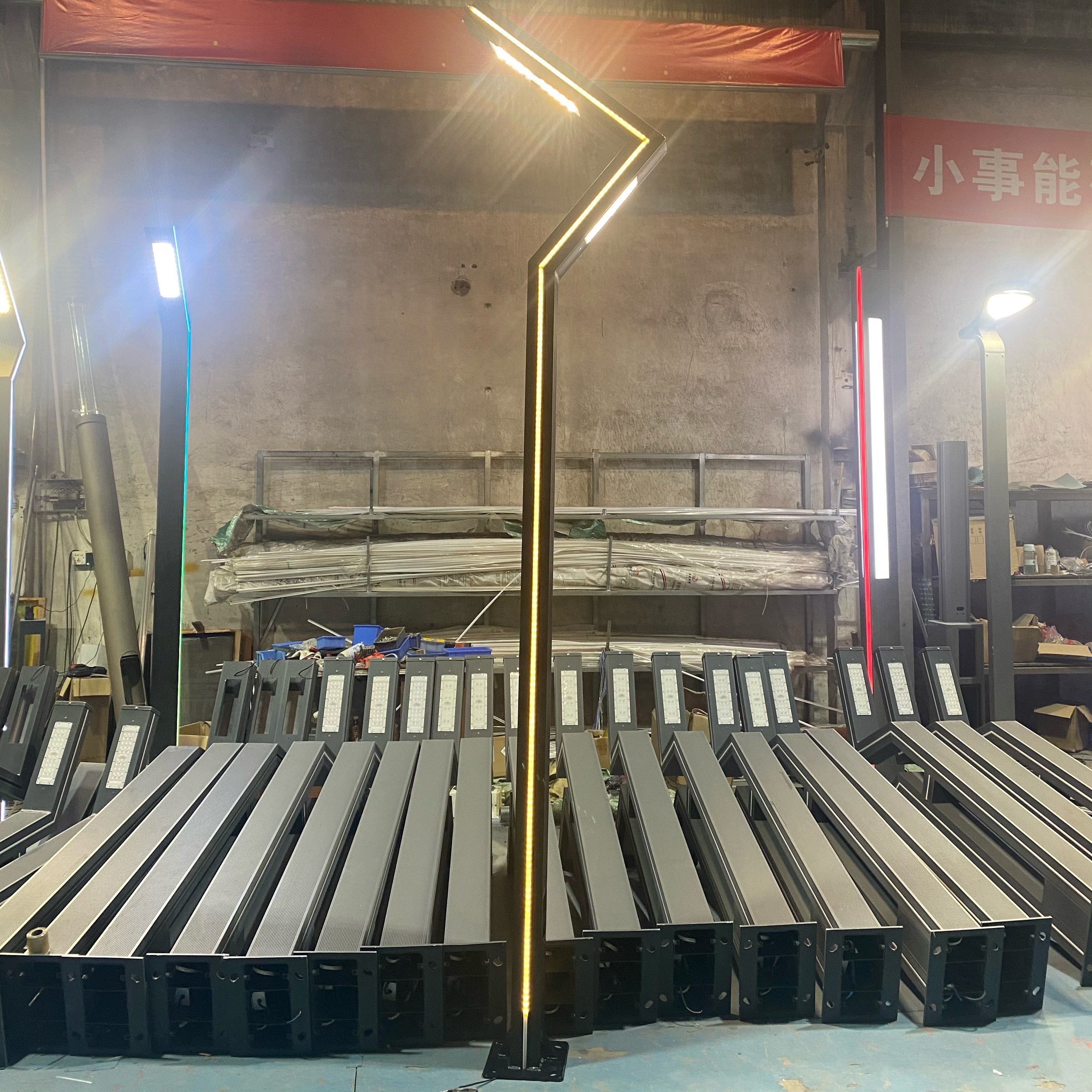 Customized Outdoor Waterproof Garden Lights, Rust Proof Villa LED Street Lights, Double-sided Lighting, Community Roads