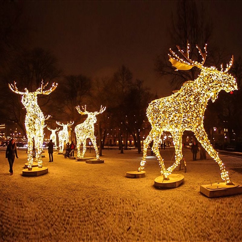 3D Deer Reindeer Outdoor Decoration IP65 Led Sculpture Figure Custom Christmas Street Holiday Display Pole Animals Motif Lights