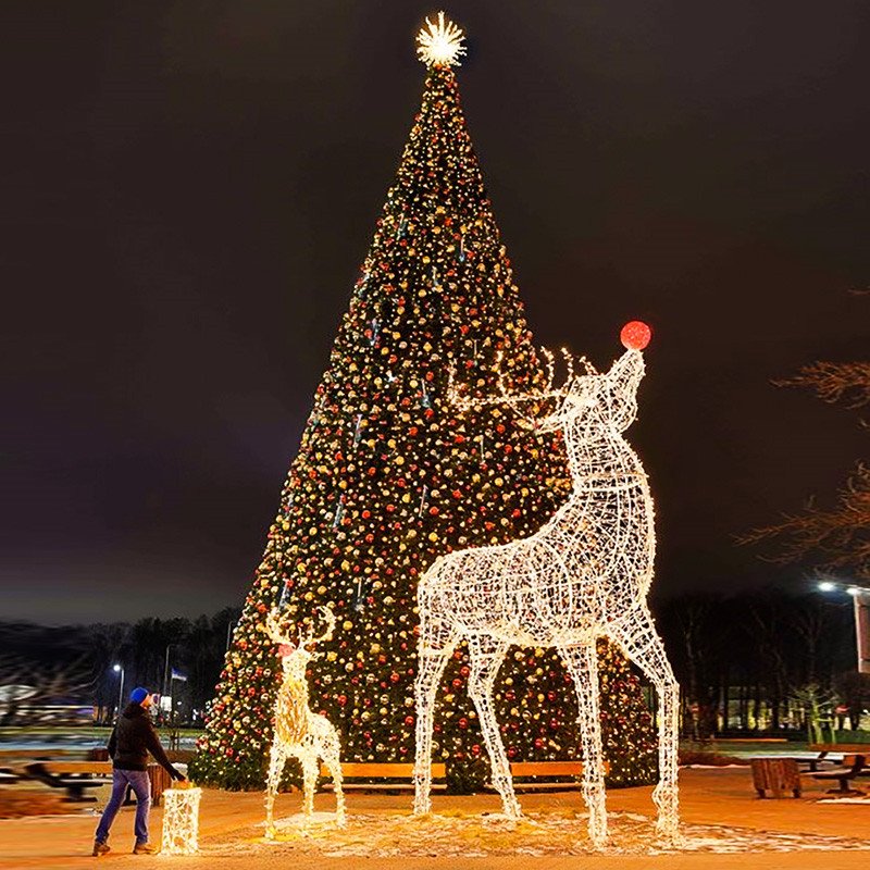3D Deer Reindeer Outdoor Decoration IP65 Led Sculpture Figure Custom Christmas Street Holiday Display Pole Animals Motif Lights