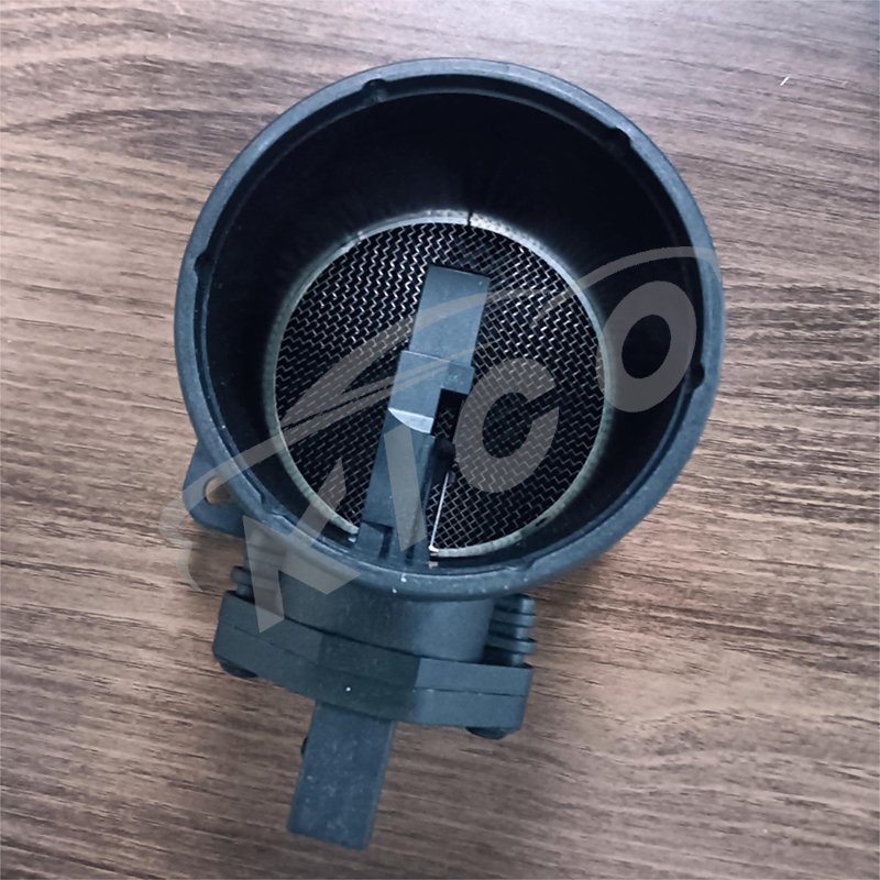 High Quality OE 0280218073 07D906461 0986280222 Auto Parts Air Flow Sensor MAF Meter for Audi Engine
