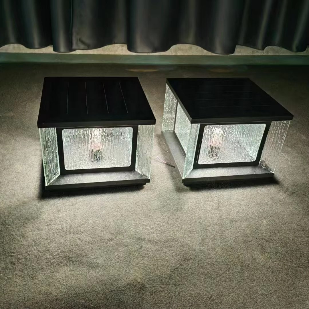 Modern Minimalist Waterproof IP65 Solar Column Headlights, Metal Garden LED Columns, Door Lights, Outdoor Columns