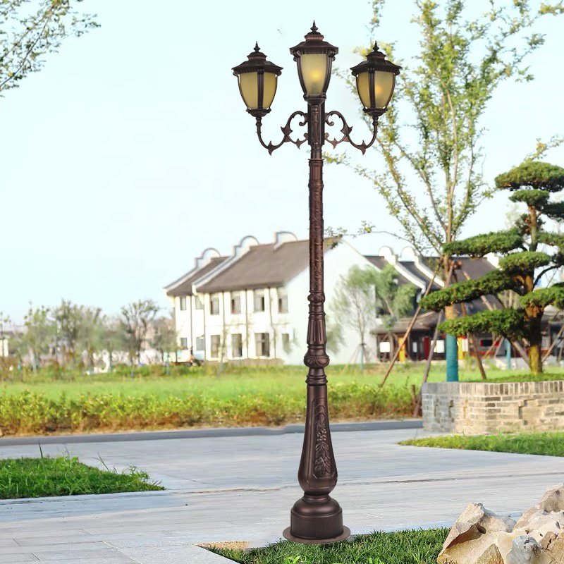 Factory Wholesale of Large European Garden Lights, Outdoor Waterproof 2 Head/black/bronze LED Landscape Garden Lights