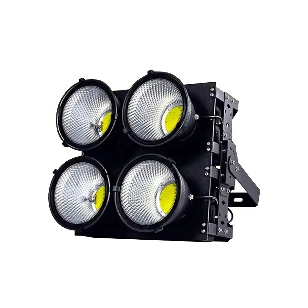 Outdoor High-power ultra Bright RGB IP65 Waterproof Floodlight 50W 100W 150W 200W 500W Stadium Floodlight 220V 110V Tower Light