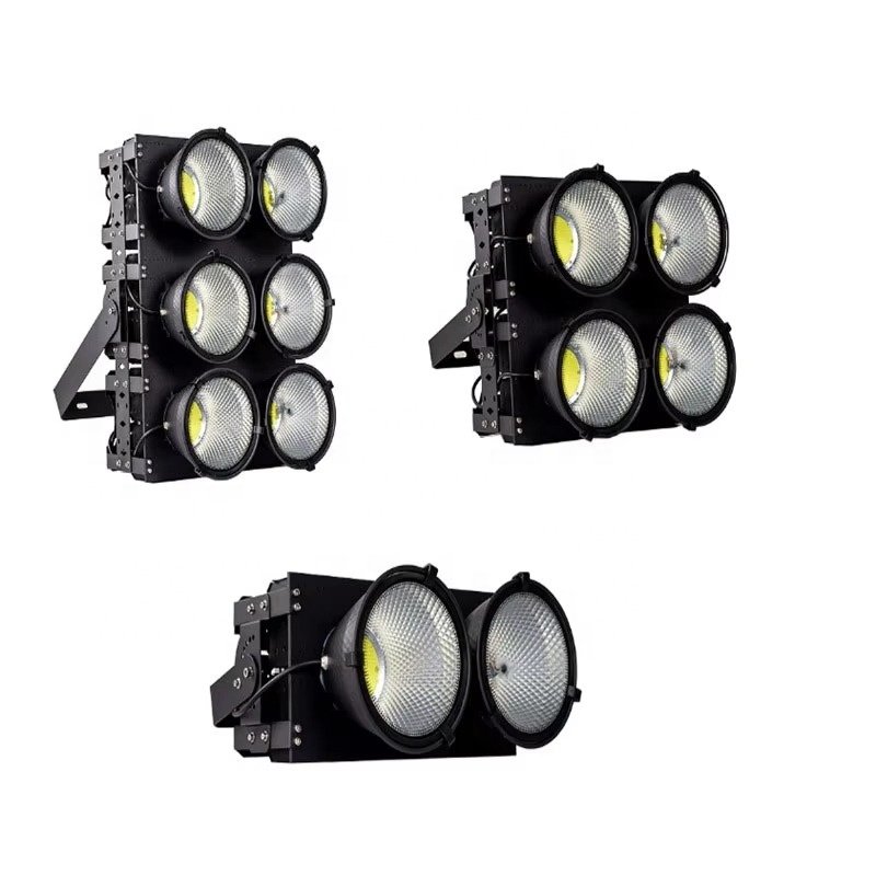 Outdoor High-power ultra Bright RGB IP65 Waterproof Floodlight 50W 100W 150W 200W 500W Stadium Floodlight 220V 110V Tower Light