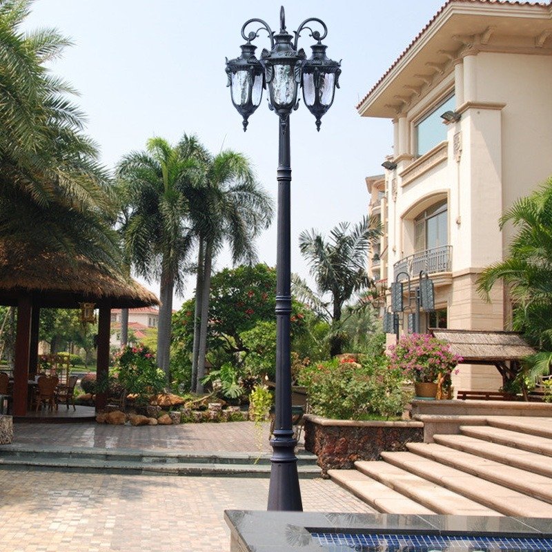 Outdoor Classic Waterproof Antique Street Light Cast Iron Aluminum Street Lamp Post Garden Lighting Pole Lantern Top Lamp