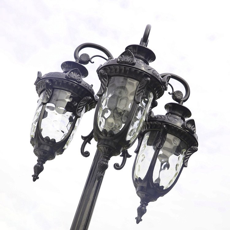 Outdoor Classic Waterproof Antique Street Light Cast Iron Aluminum Street Lamp Post Garden Lighting Pole Lantern Top Lamp