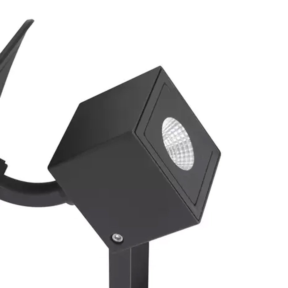 APP Control RGB Solar Spotlight 1.5W Landscape LED Outdoor Lawn Garden Light IP54 Waterproof Light Pole for Garden Tree Lighting