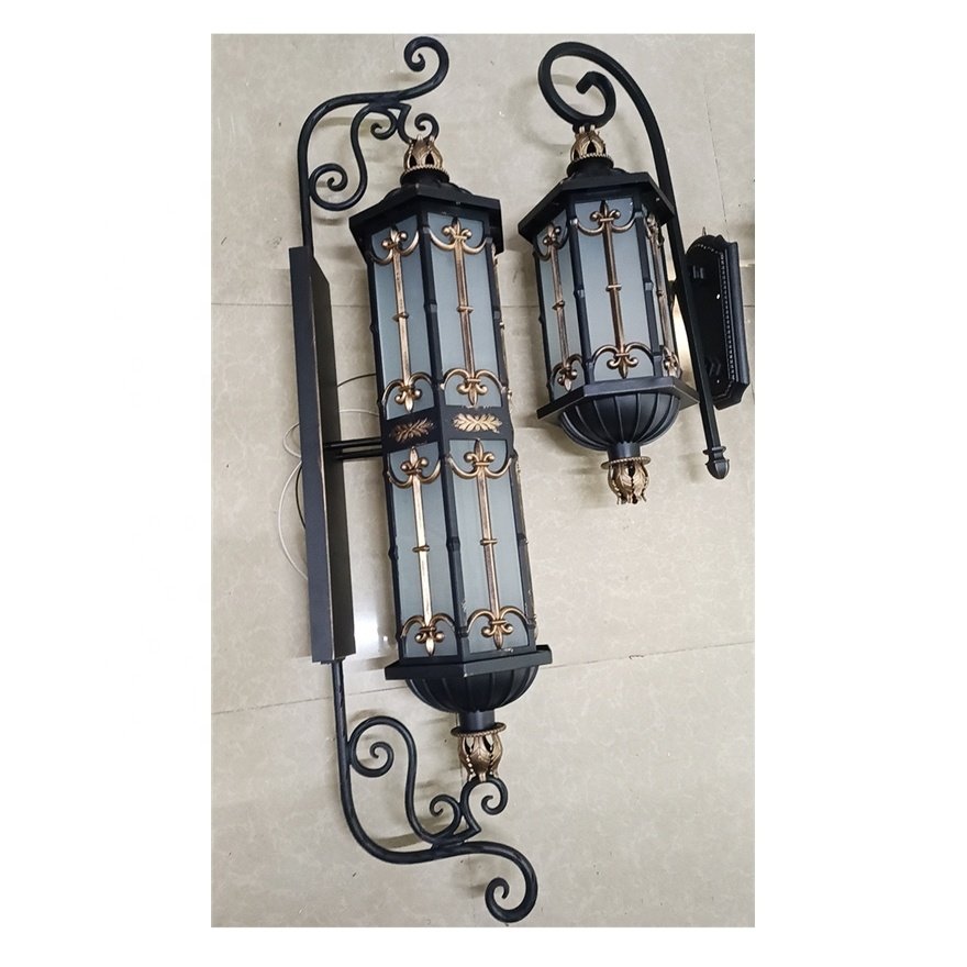 New European-style Outdoor Lighting Wall Mounting Die Cast Aluminum Material Antique Retro Waterproof Hot Garden Courtyard Lamp
