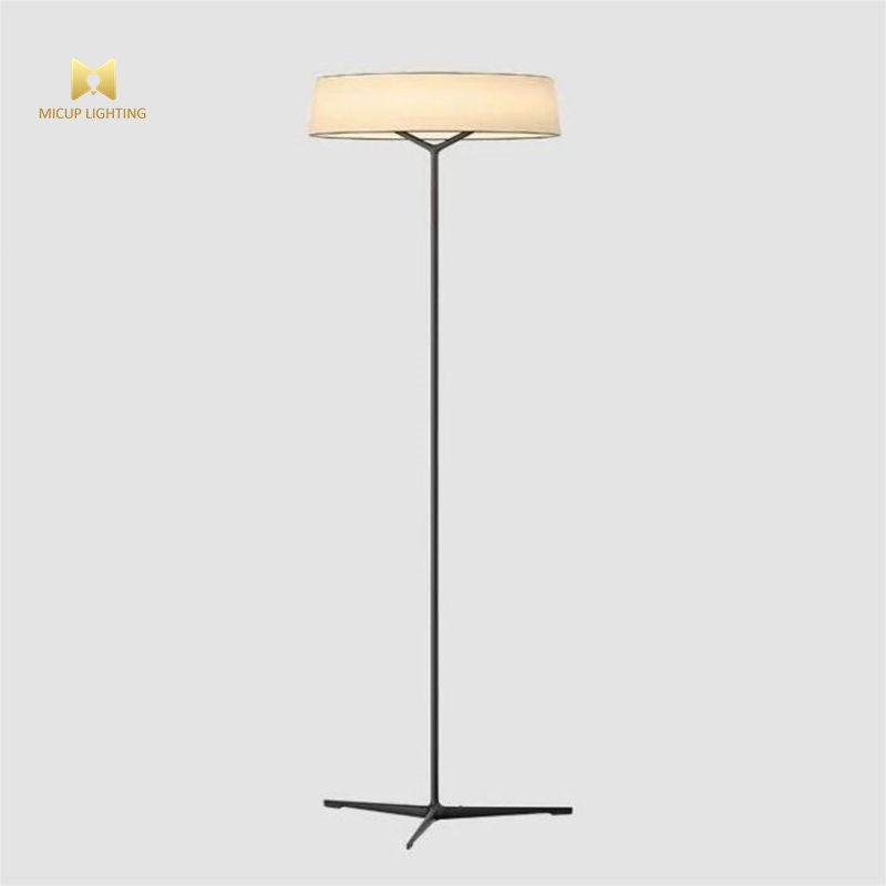 Nordic New Premium Design Italian Minimalist Fabric Creative Bedroom Study Floor Lamps