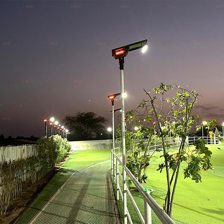 Best Selling 170LM/W Bifacial Solar Panel Street Light IP66 Waterproof 5100-25500LM 30W-150W Solar Lights Outdoor