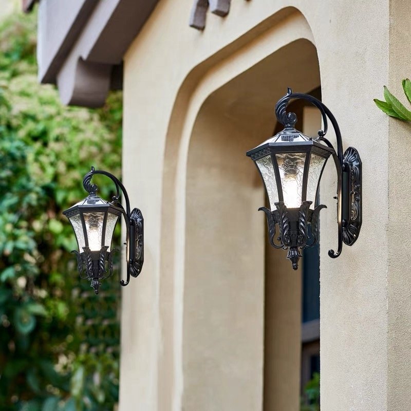 Black European Style Solar Wall Lamp Villa Exterior Wall Outdoor Waterproof Balcony Terrace Courtyard Lamp