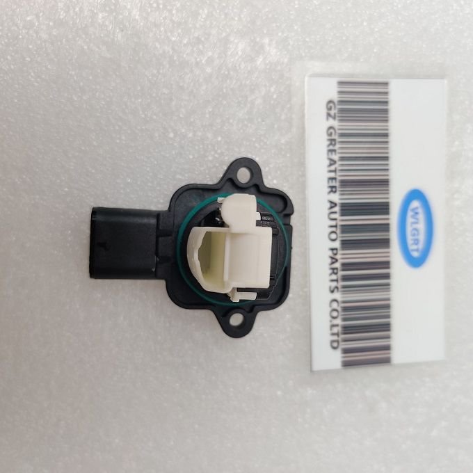 WLGRT OEM 13627593624 Mass Air Flow Meter Sensor for BMW 335i Xi 528i 535i 523i X5 E70
