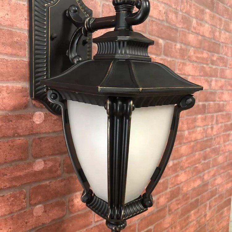 European Retro Classic Outdoor LED Wall Lamp Ip65 Waterproof Outdoor Home Garden Hotel Corridor Wall Lamp