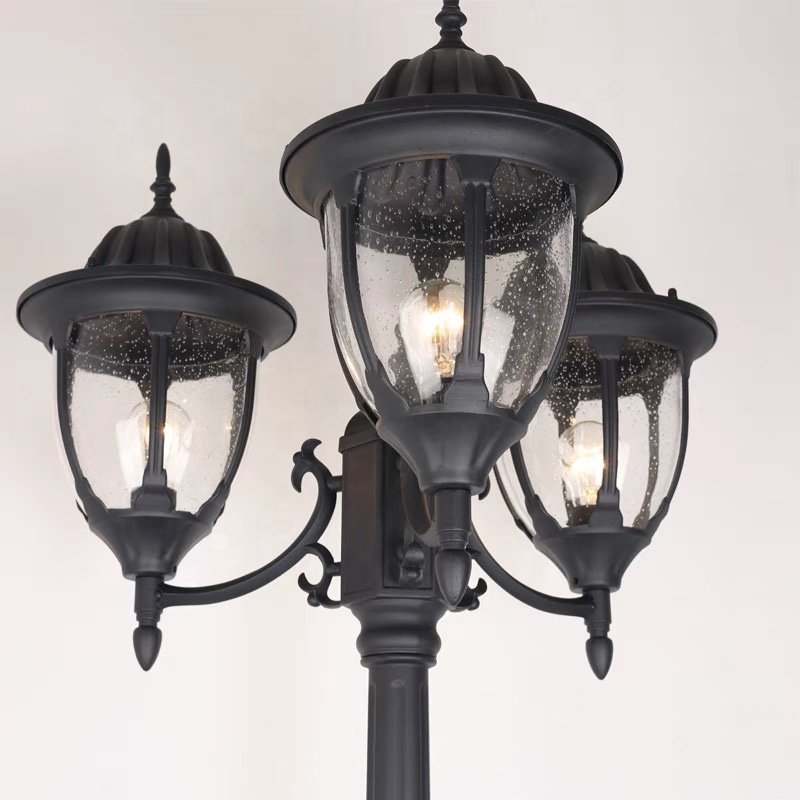 High Quality 3-head Garden Light Outdoor Classic European Waterproof LED Garden Antique Street Light