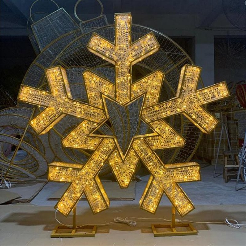 Christmas 3D Star Moon Snowflake Outdoor Lighting Holiday Street Commercial Decoration Big Custom Sculpture Metal Motif Lights