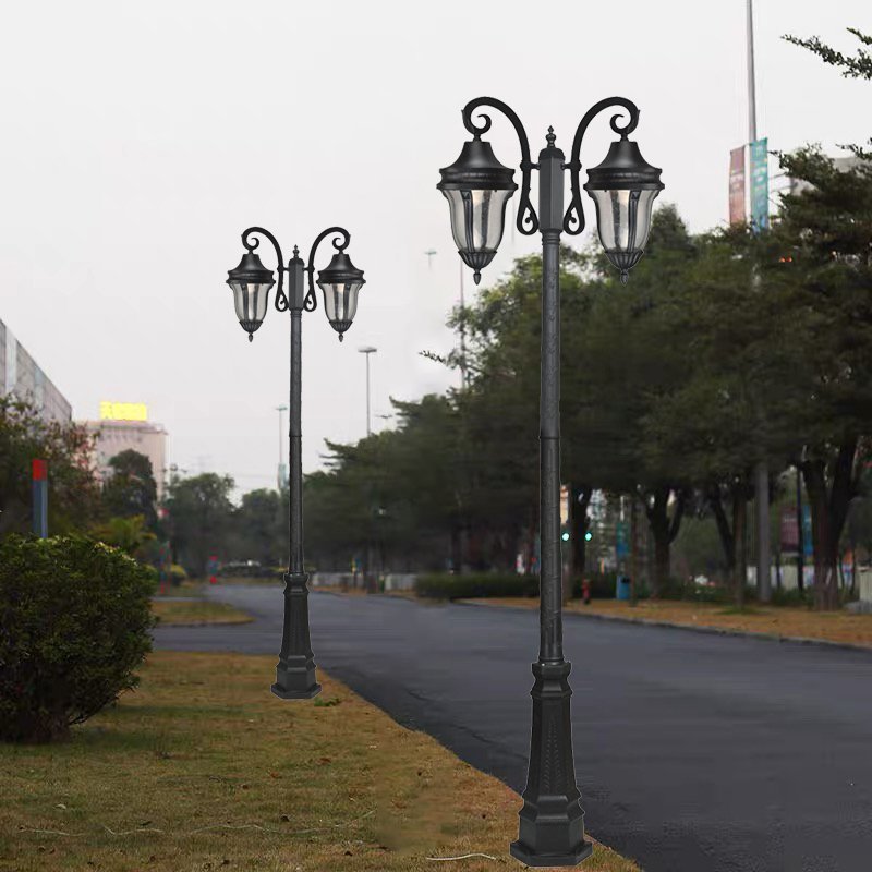 Classic European Waterproof Home LED Courtyard Light Pole Glass Courtyard Light Pole Outdoor Courtyard Light