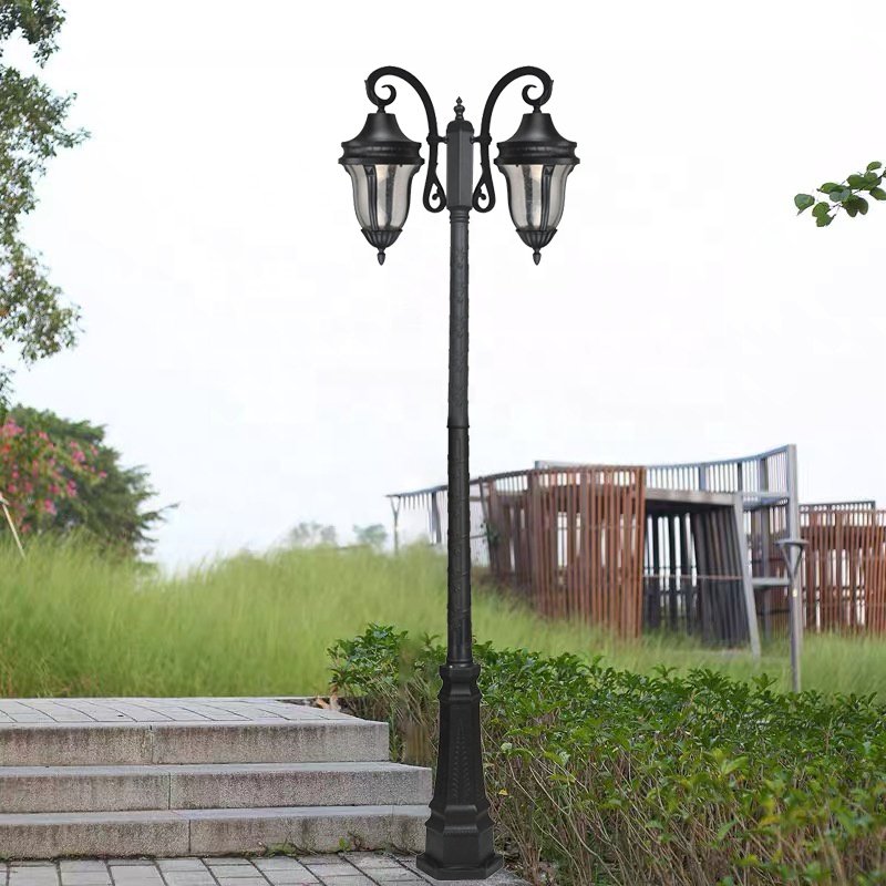 Classic European Waterproof Home LED Courtyard Light Pole Glass Courtyard Light Pole Outdoor Courtyard Light