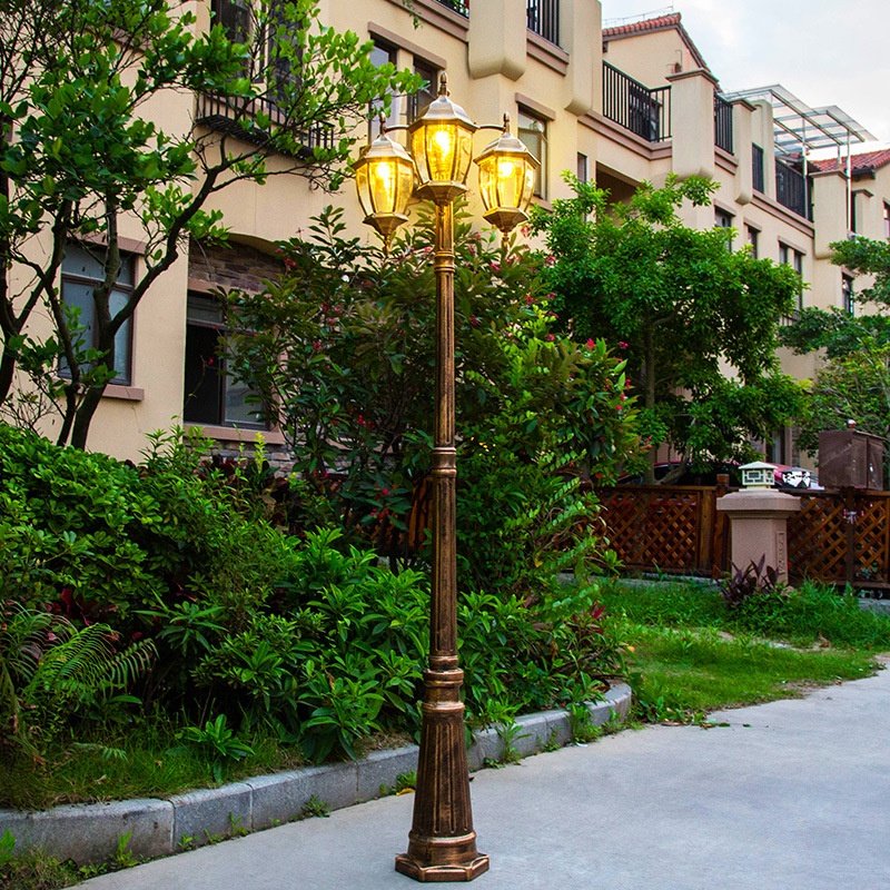 New Arrival Solar Aluminium Metal Street Cast Aluminum Lamp 3M 4M Classic LED Garden Lights Courtyard Lawn Led Garden Lamp
