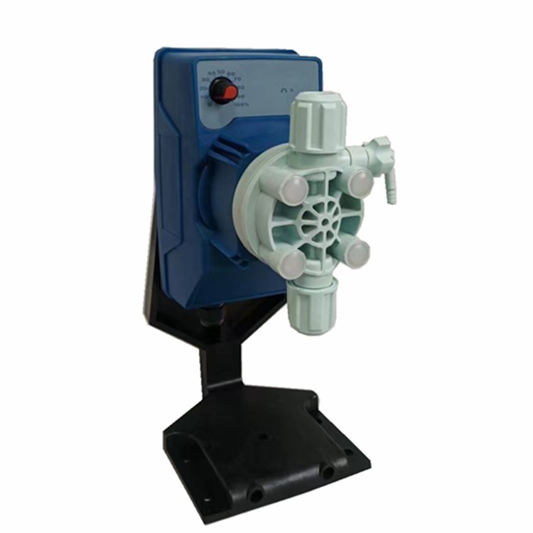 20L/H High Pressure Auto Acid Dosing Pump PVDF Pump Head Solenoid Electromagnetic Metering Pump for Water Treatment