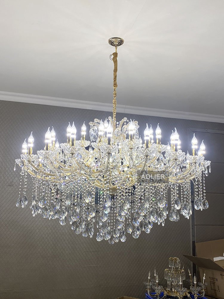Modern Luxury Crystal Chandelier K9 Crystal Raindrop Chandelier for Hotel Project Hanging Crystal Chandeliers Made in China