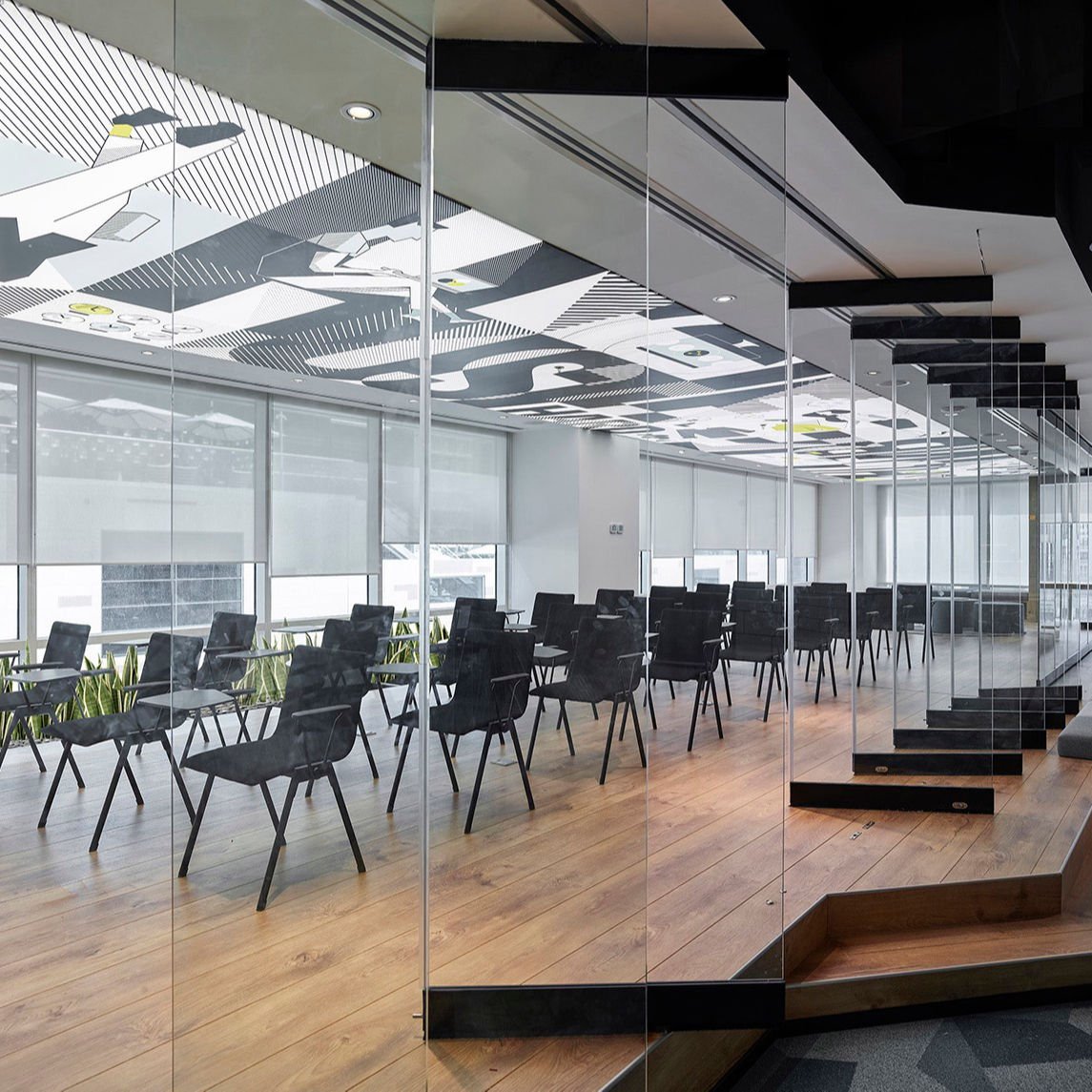 Best Seller Switchable Electrochromic Pdlc Smart Film Glass Flexible Pdlc Smart Glass Factory Direct Supply