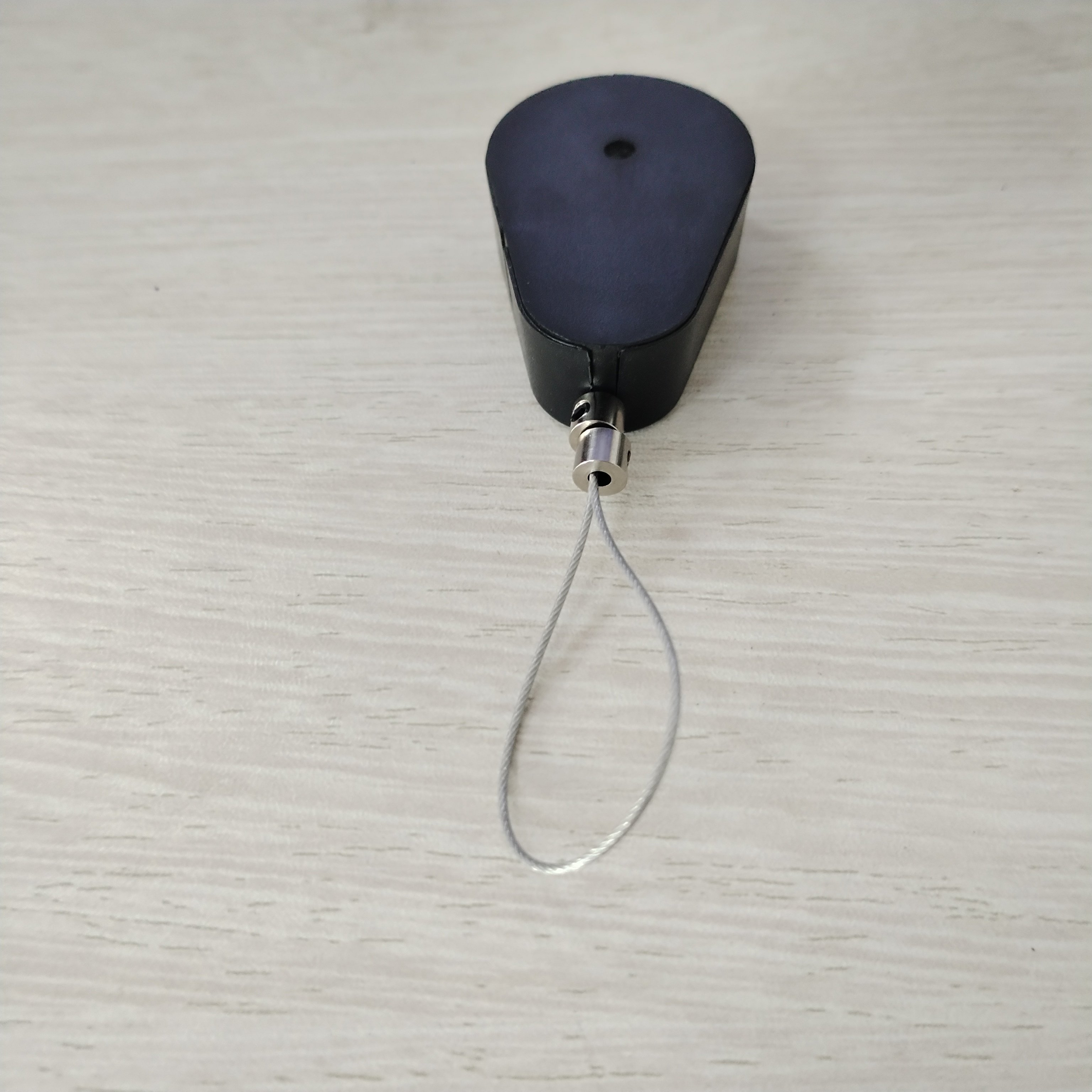 B1103 Auto Retractable Cable Lock Oval Double-sided Adhesive Anti-theft Anti-lost Pull Box