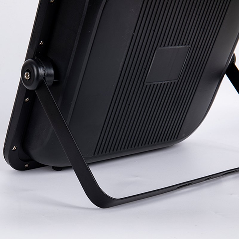 Omsen New Design Rechargeable Outdoor Solar Led Projector Flood Light Lamp Solar Power Panel for Garden Yard Courtyard