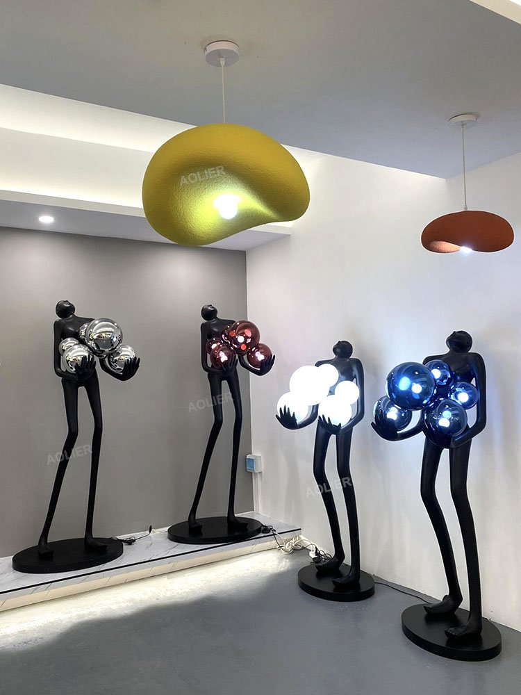 Large Abstract Fiberglass Human Sculpture Floor Light Courtyard Hotel Decoration Lady Crafts Resin Sculpture Floor Lamp