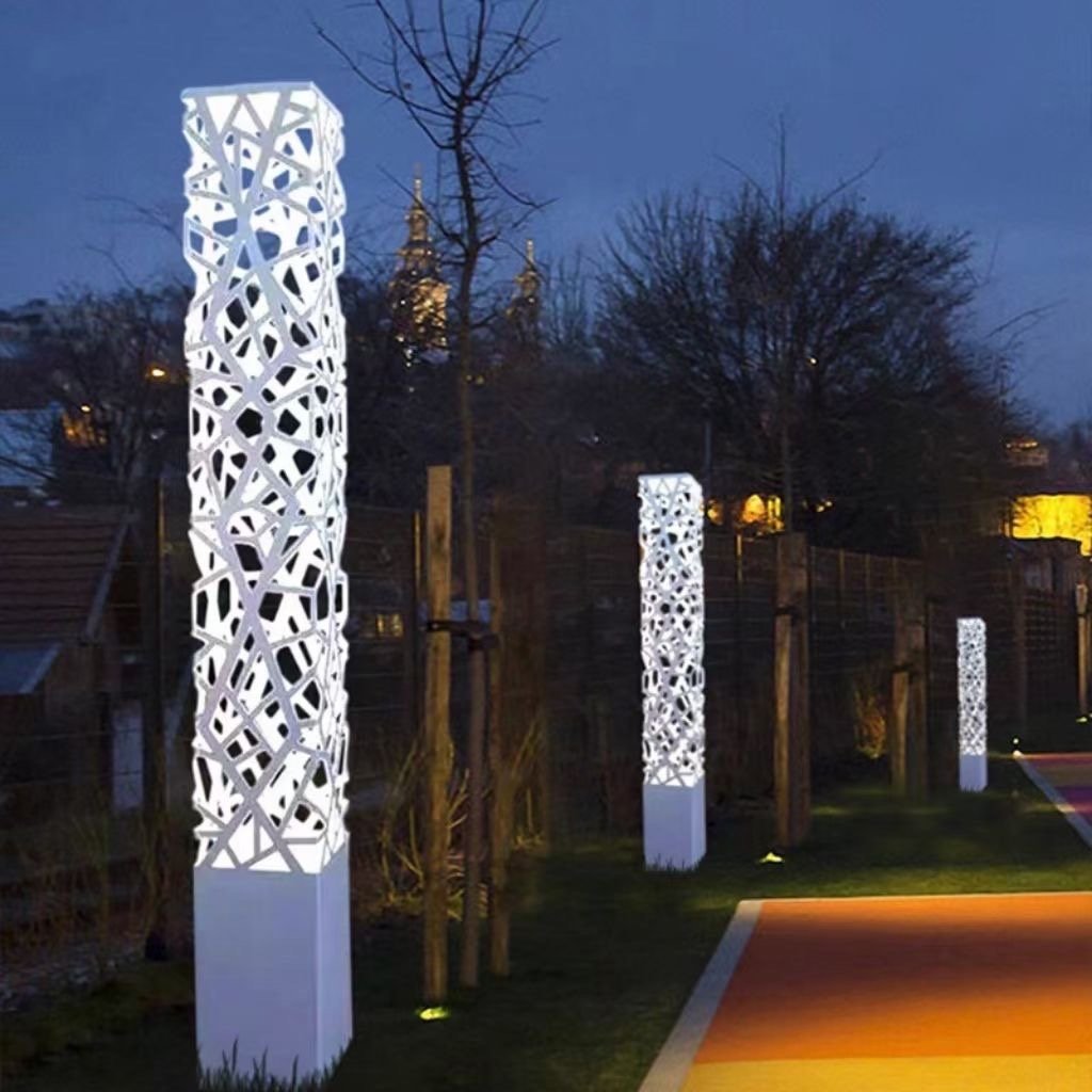 Customized Classic Landscape Lamp Post Hollow Retro Courtyard Lamp Garden square Park Pole Decoration Guard Post Lamp