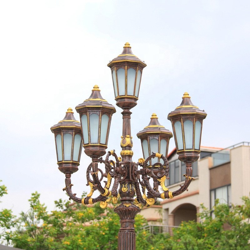 European Style Garden Lamp Post Aluminum Alloy Outdoor Street Light Waterproof E27 LED Decorative Lighting