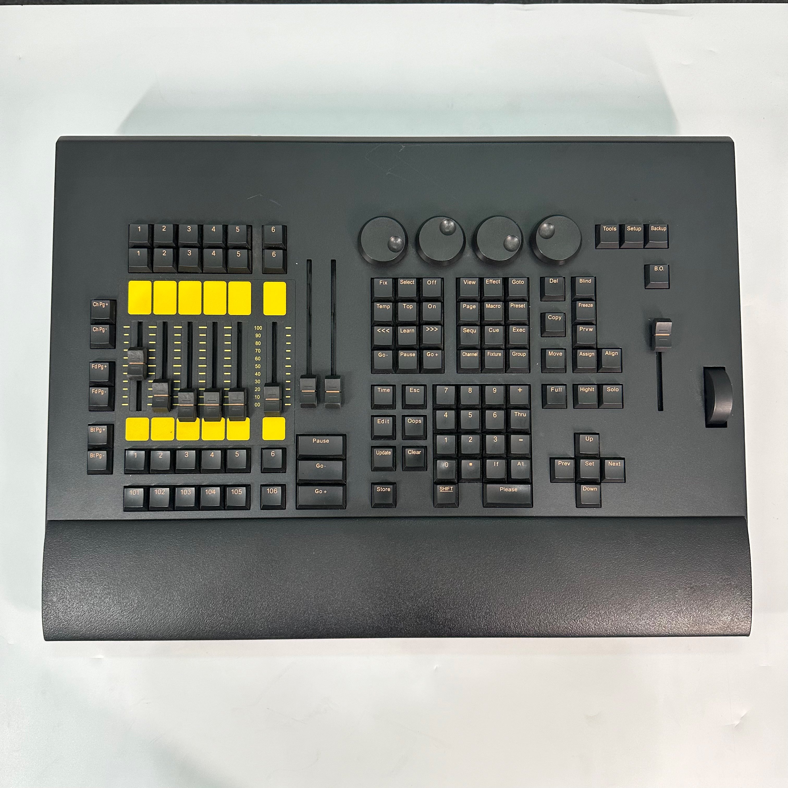 MA2 Command Wing Pro Lighting Console, Large - Scale Stage Performance Equipment, Wedding, Bar and DJ Equipment Rental