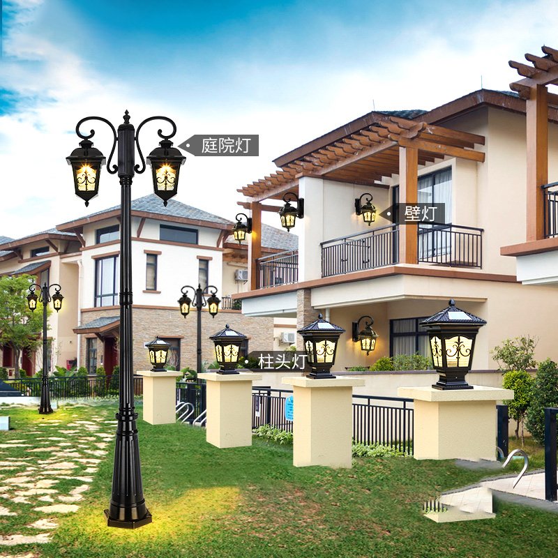 Outside European Street Lamp with Large Solar Panel Design Black Bronze Pole LED Garden Light Outdoor Retro Lawn Post Lights