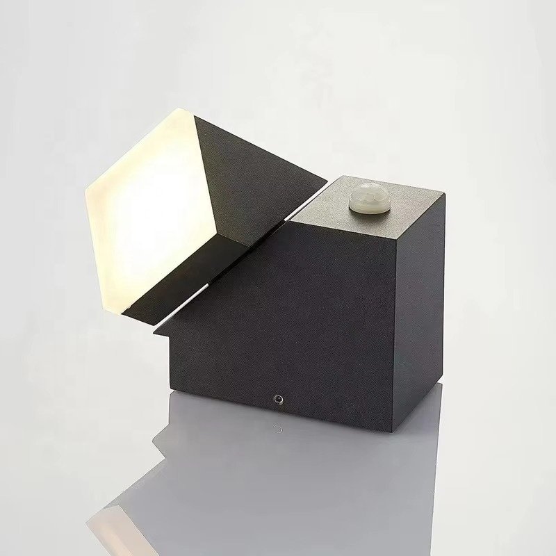 Modern 360 ° Rotatable Wall Lamp Outdoor Water Proof IP65 Corridor Light Outdoor Decorative Modern Led Wall Lamp Outdoor